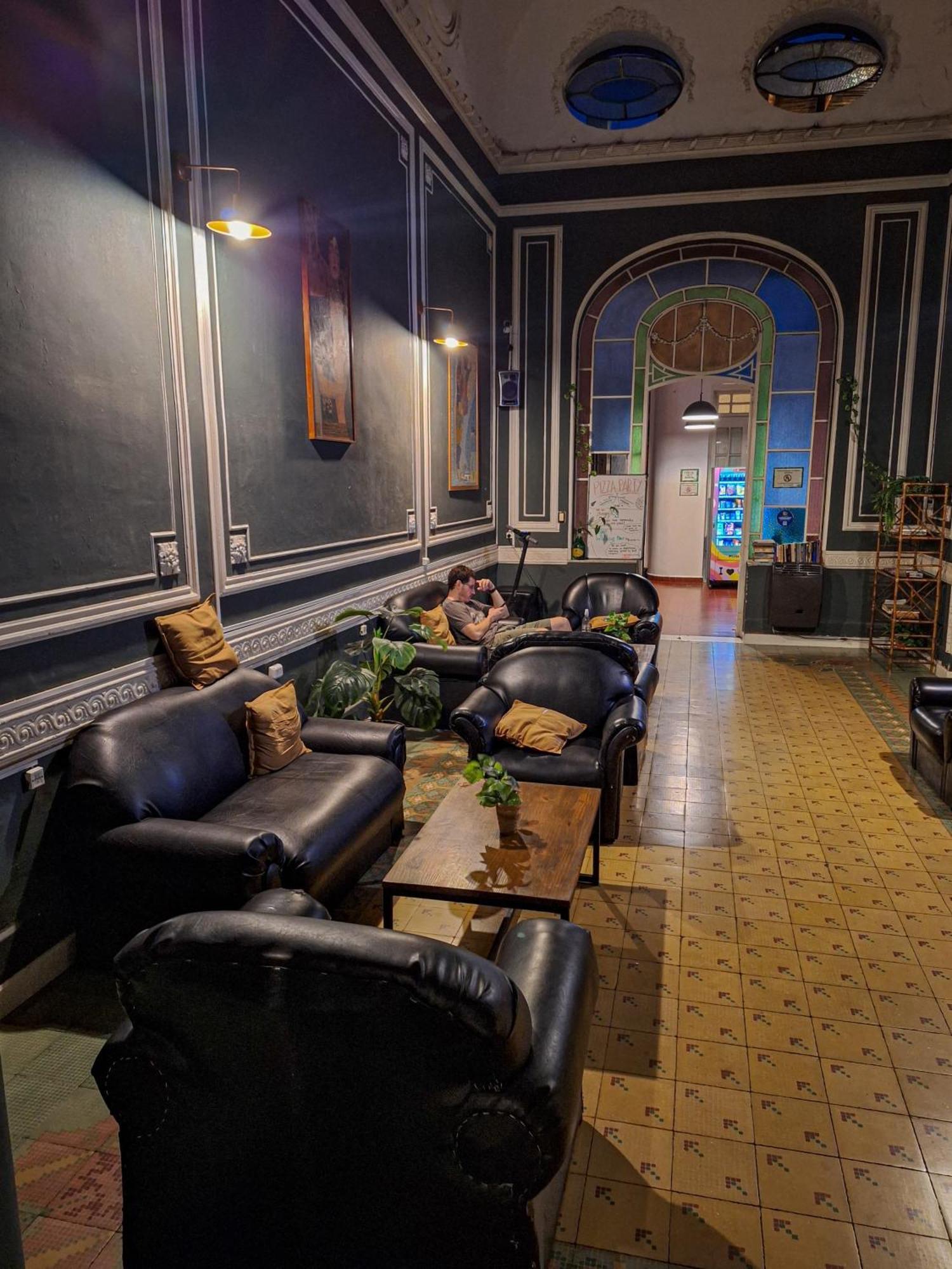 Hostel Alvear Cordoba Dış mekan fotoğraf